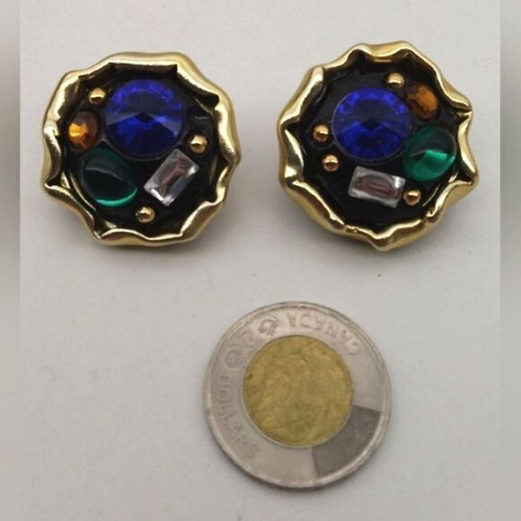 Vintage Gold Jeweled Clip On Earrings - Picture 3 of 14